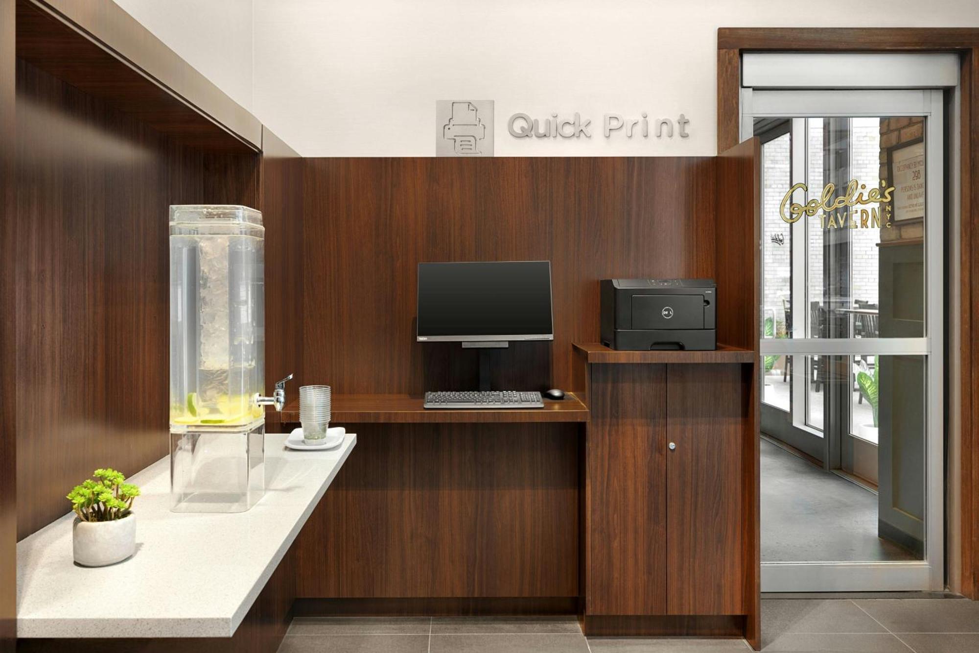 Courtyard By Marriott New York Manhattan/Chelsea Eksteriør billede